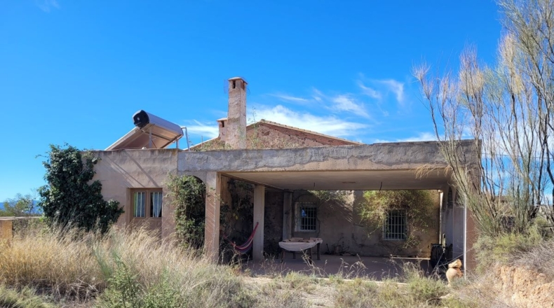 Almería - Sorbas - 108000m2