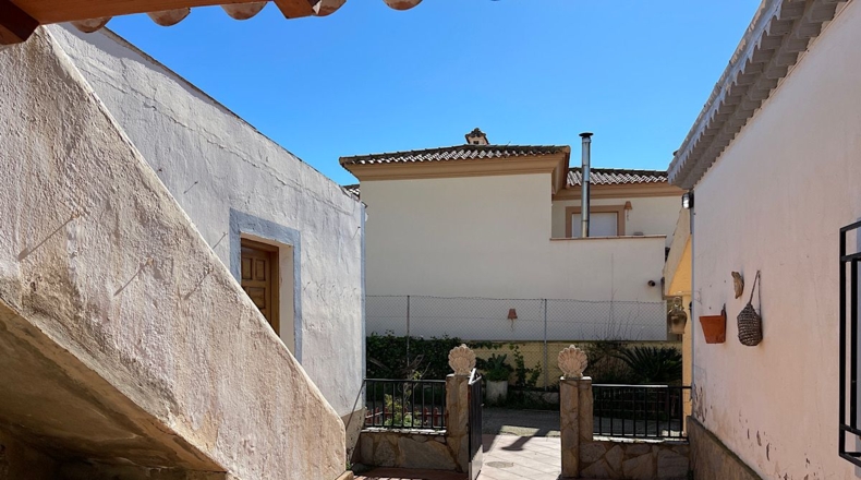 Almería - Sorbas - 738m2