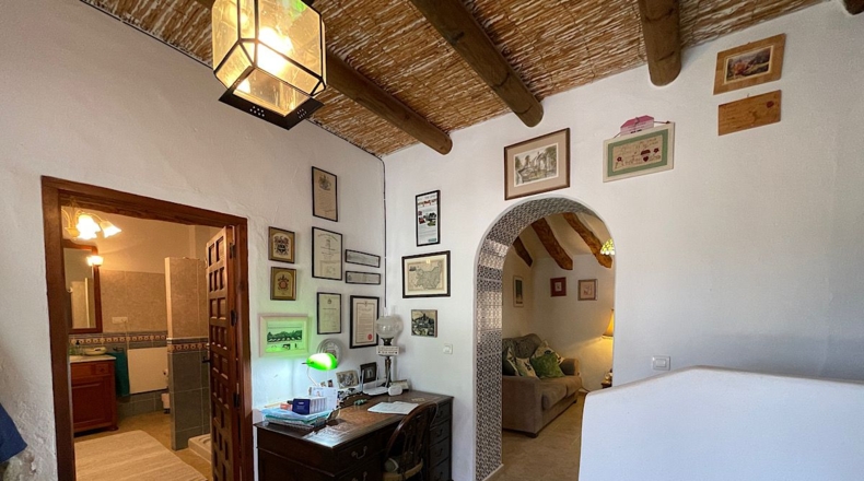 Almería - Sorbas - 10421m2
