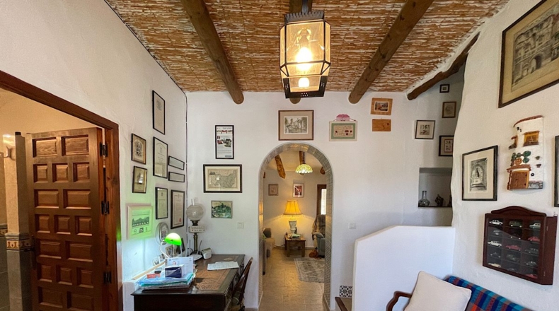 Almería - Sorbas - 10421m2
