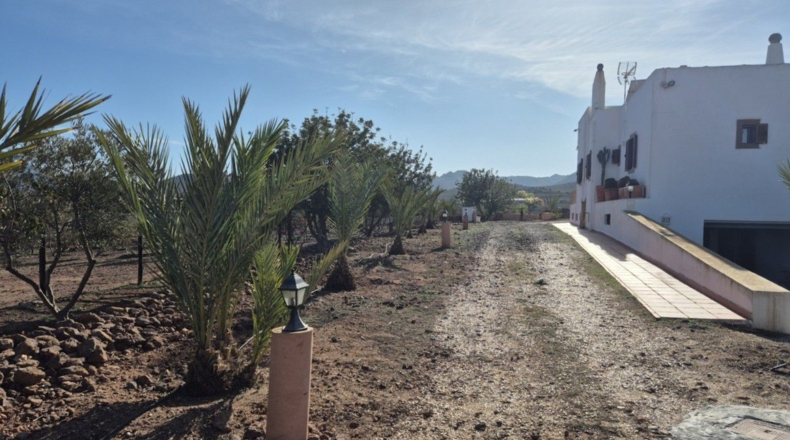 Almeria - Cabo de Gata - 9740m2
