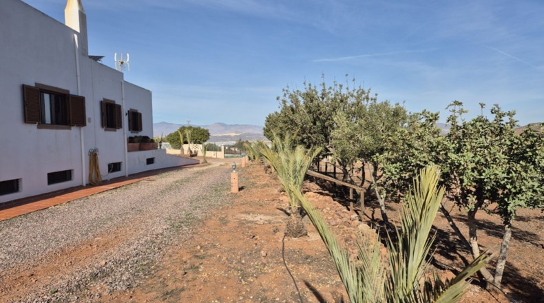 Almeria - Cabo de Gata - 9740m2