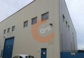 Промышленное здание на продажу в городе el Vendrell. Фото
