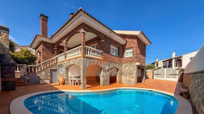 Tarragona - el Vendrell - 460m2