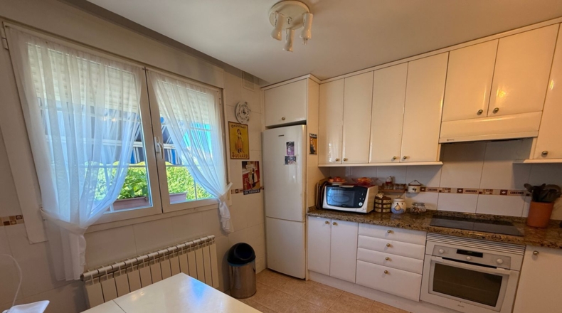 Palencia - Магас-де-Писуэрга - 399m2