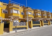 Chalet adosado con terreno en alquiler en Aspe ref: TR284798 foto