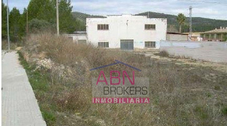 Valencia - Ollería - 683m2