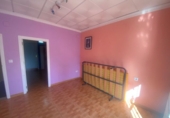 Дом с участком на продажу в городе Tomares. Фото