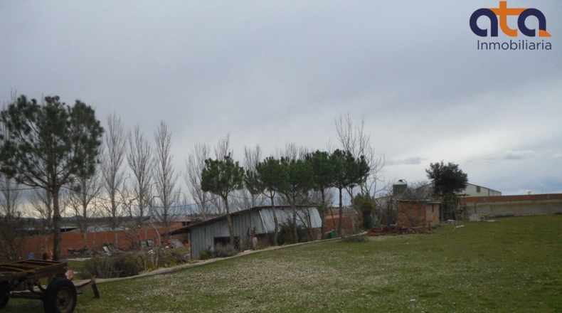 Palència - Villaumbrales - 328m2