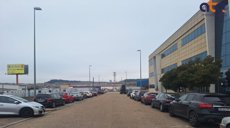 Valladolid - Zaratán - 440m2