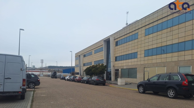 Valladolid - Zaratán - 440m2