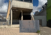 Участок с постройкой на продажу в городе Вальядолид. Фото