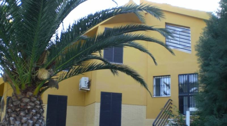 Sevilla - Dos Hermanas - 2000m2
