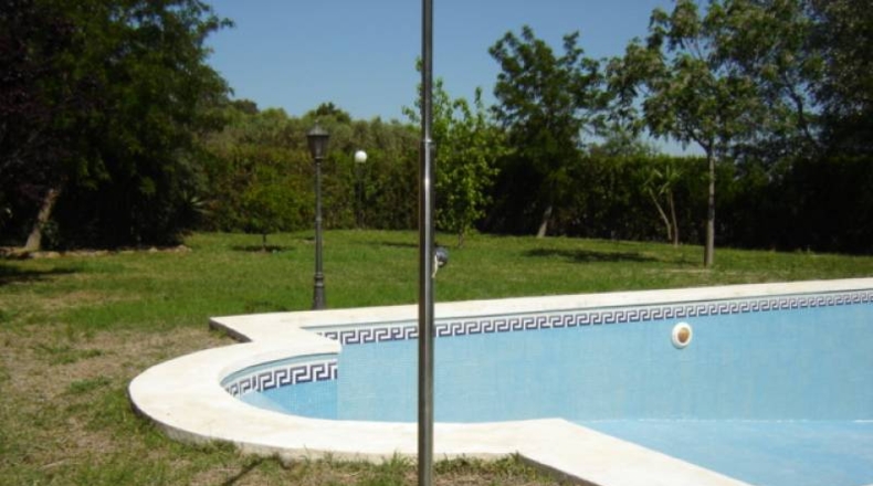 Sevilla - Dos Hermanas - 2000m2