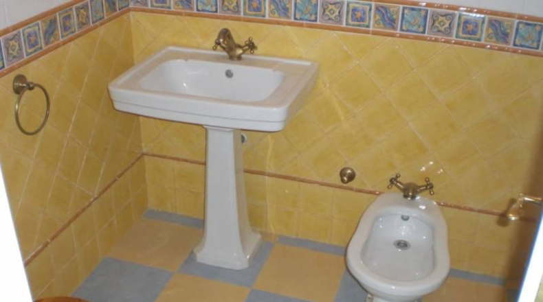 Sevilla - Dos Hermanas - 2000m2