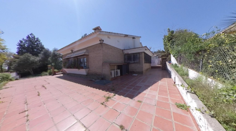 Sevilla - Dos Hermanas - 1310m2