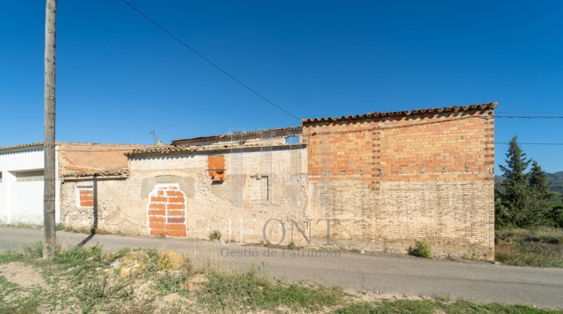 Tarragona - Móra d'Ebre - 15697m2