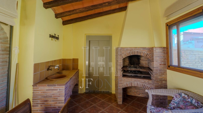 Tarragona - Móra d'Ebre - 908m2