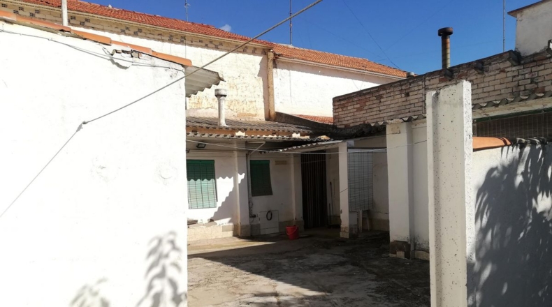 Albacete - La Roda - 274m2