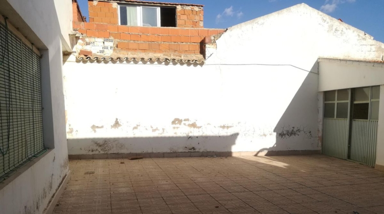 Albacete - La Roda - 386m2