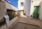 Casa de pueblo en venta en Casas de Haro ref: TR62566 foto