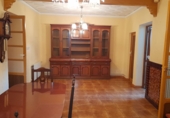 Дом с участком на продажу в городе La Roda. Фото