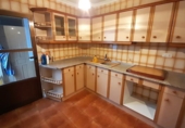 Дом с участком на продажу в городе La Roda. Фото