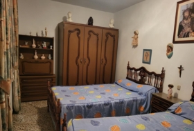 Sisante 215&nbsp;м²
