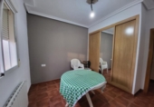 Chalet independiente con terreno en venta en Sisante ref: TR102206 foto