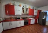 Chalet independiente con terreno en venta en Sisante ref: TR102206 foto