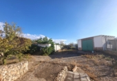 Chalet independiente con terreno en venta en Sisante ref: TR102206 foto