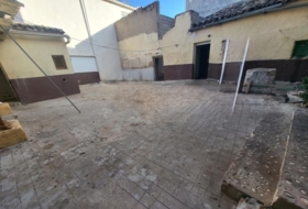 Sisante 290&nbsp;м²