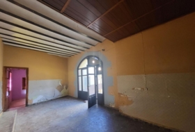 Sisante 290&nbsp;м²