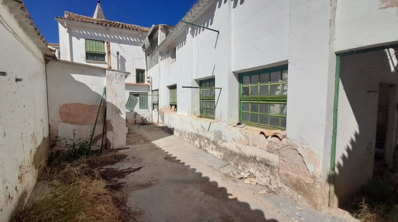 Albacete - La Roda - 260m2