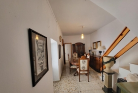 Sisante 180&nbsp;м²