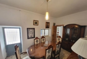 Sisante 180&nbsp;м²