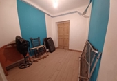 Дом с участком на продажу в городе La Roda. Фото