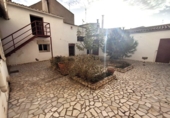 Casa de poble en venda a La Roda ref.: TR204580 foto