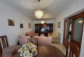 Sisante 286&nbsp;м²