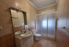 Sisante 286&nbsp;м²