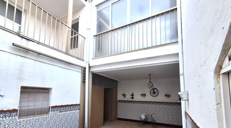 Albacete - La Roda - 304m2