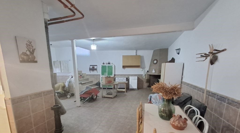 Albacete - La Roda - 304m2