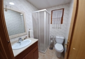 Chalet adosado con terreno en venta en Quintanar del Rey ref: TR372629 foto