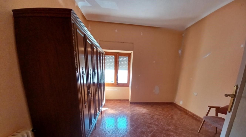 Albacete - La Roda - 266m2