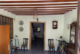 Sisante 573&nbsp;м²