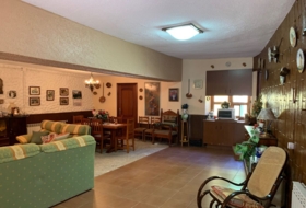 Sisante 573&nbsp;м²