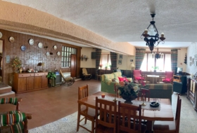 Sisante 573&nbsp;м²