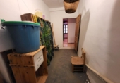 Отдельно стоящий дом с участком на продажу в городе Casas de Benítez. Фото