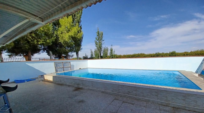 Albacete - La Roda - 27000m2