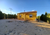 Casa de campo con terreno en venta en Fuensanta ref: TR360650 foto